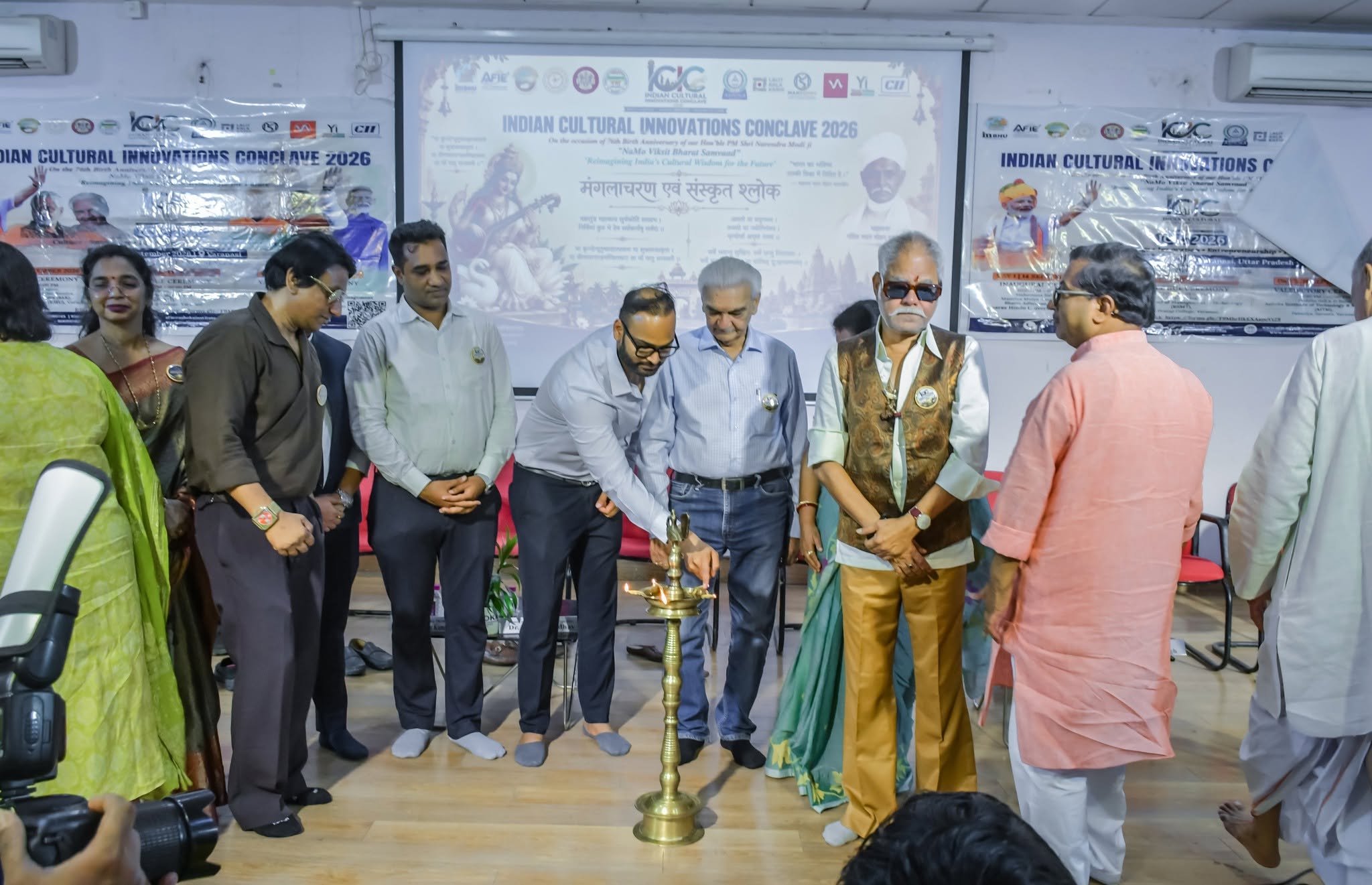🎭 Theatre Builds Personality, Leadership & Teamwork: Padma Shri Anil Kumar Rastogi