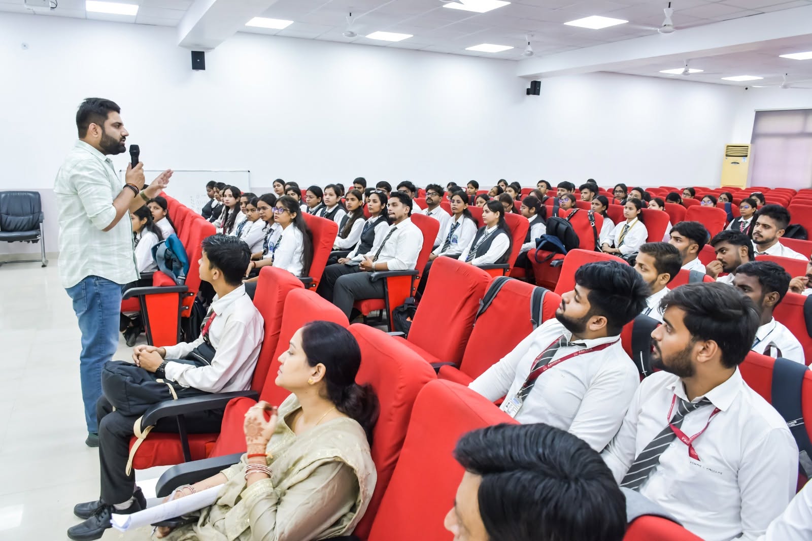 🌟 Campus Placement Drive – Leaning Routes Pvt. Ltd. 🌟